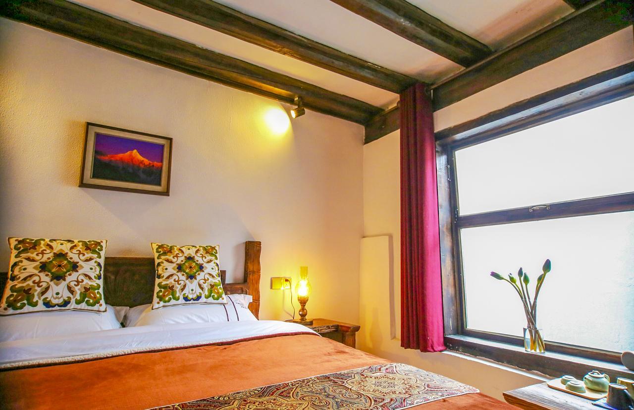 Energy Space Healing Inn Shangri-La Exterior photo